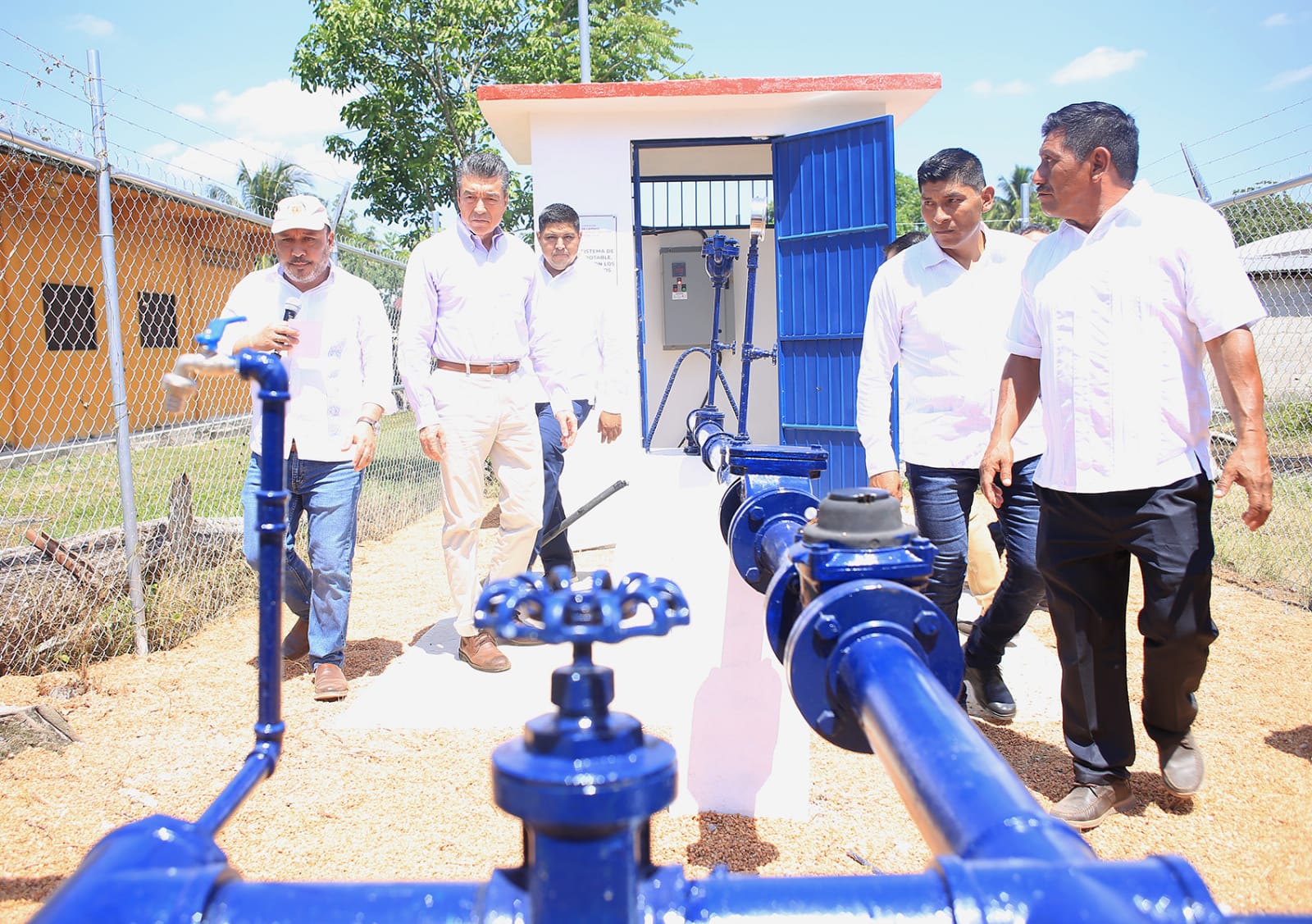 Beneficia Rutilio Escand N Con Sistema De Agua Potable A Habitantes De Nuevo Sonora Palenque